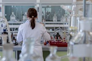 Guttasyn - Chemikalienschutzkleidung kaufen
